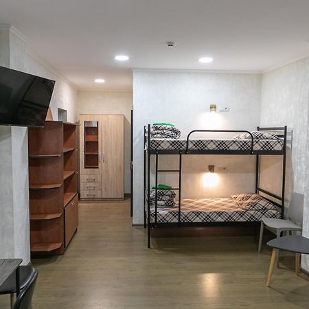 Alina Hotel & Hostel Uzhhorod Εξωτερικό φωτογραφία