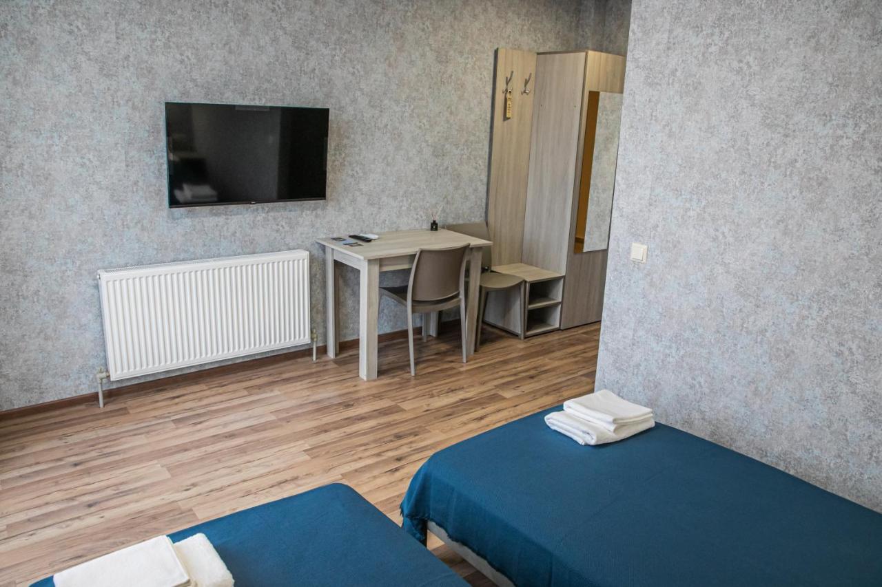 Alina Hotel & Hostel Uzhhorod Εξωτερικό φωτογραφία