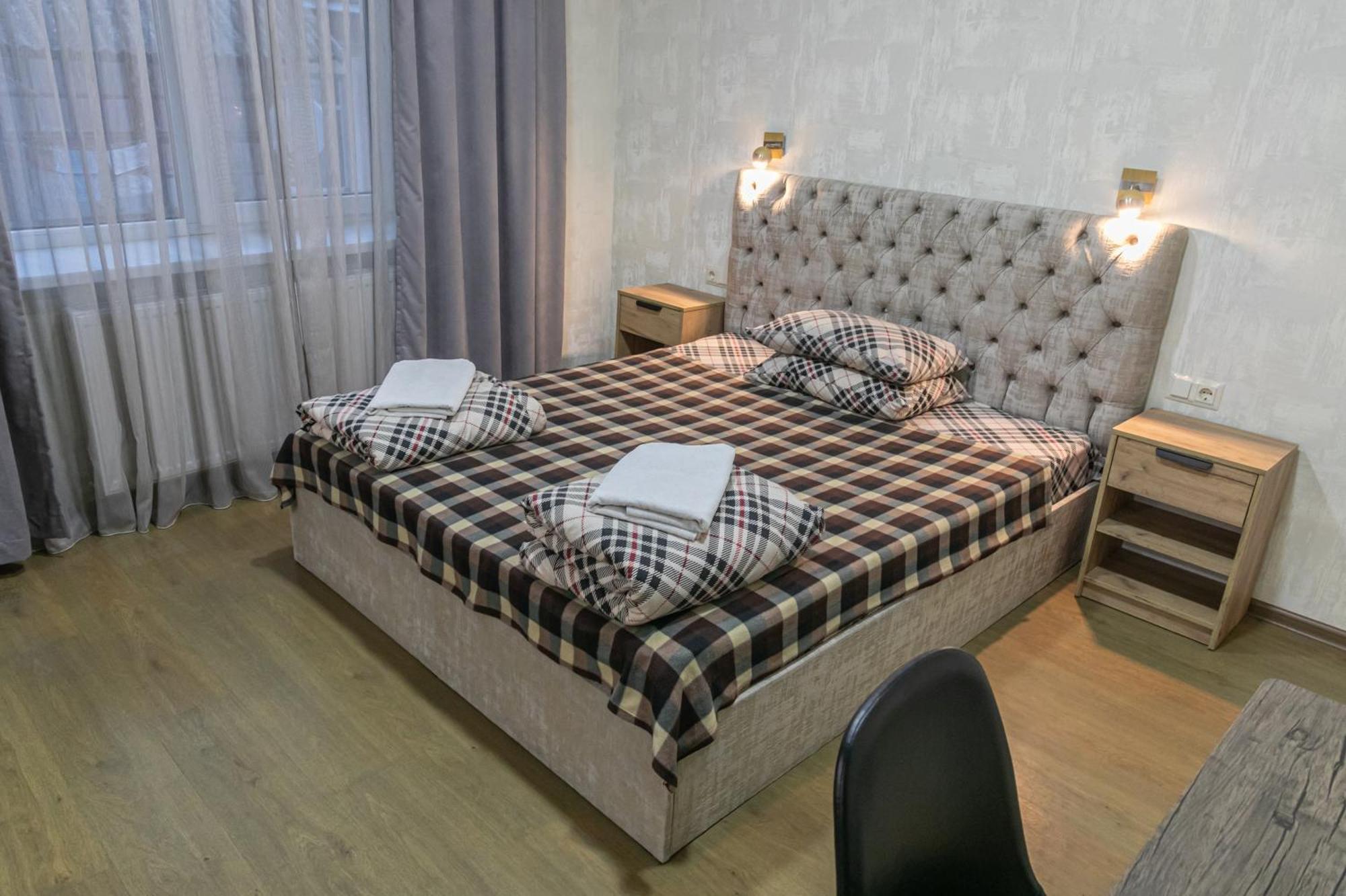 Alina Hotel & Hostel Uzhhorod Εξωτερικό φωτογραφία