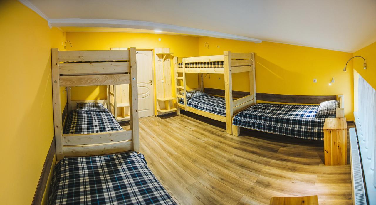 Alina Hotel & Hostel Uzhhorod Εξωτερικό φωτογραφία